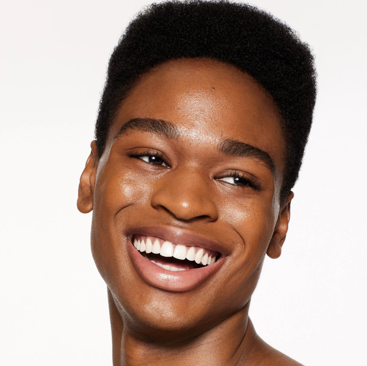 Revitalessence Skin Glow Foundation-Shiseido