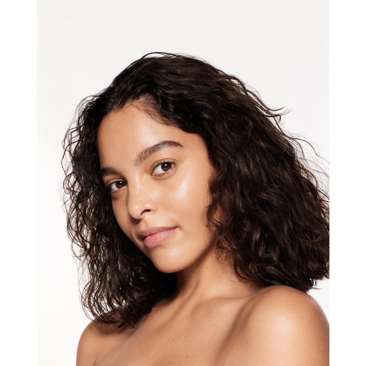 Revitalessence Skin Glow Foundation-Shiseido